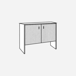 Obzidna omara s polnimi vrati in prostorom za mobilne aparate.